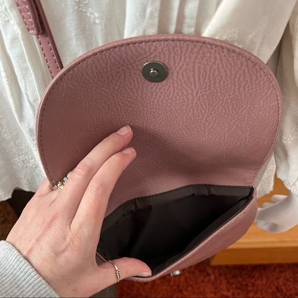 Matt & Nat Crossbody Purse Gunmetal Tone Hardware Personal Destash - Picture 5 of 8